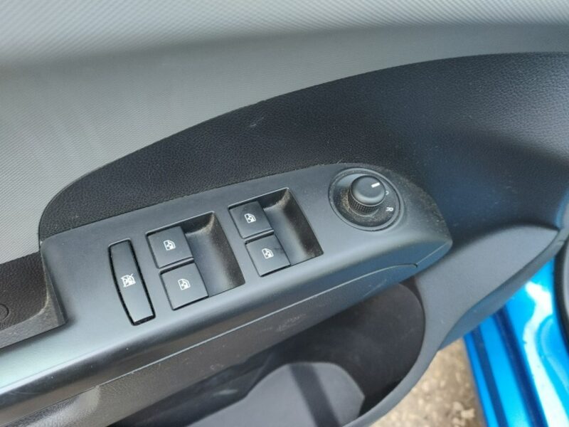 Chevrolet Aveo 1,4* Super stan* Mały przebieg T30) (2011-)