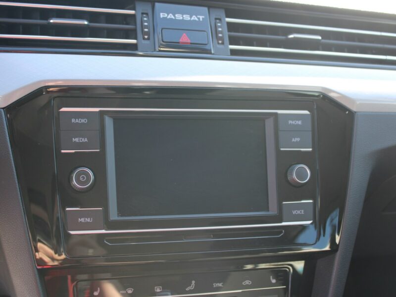 Volkswagen Passat Business DSG LED F-vat Salon Polska Gwarancja B8 (2014-2023)