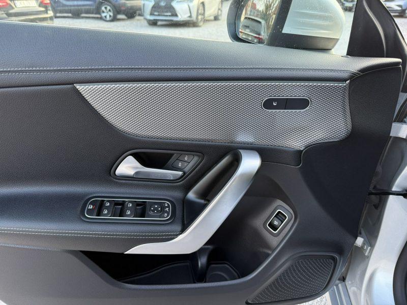 Mercedes CLA 200 Luxury,Bogata wersja,Gwarancja II (2019-)