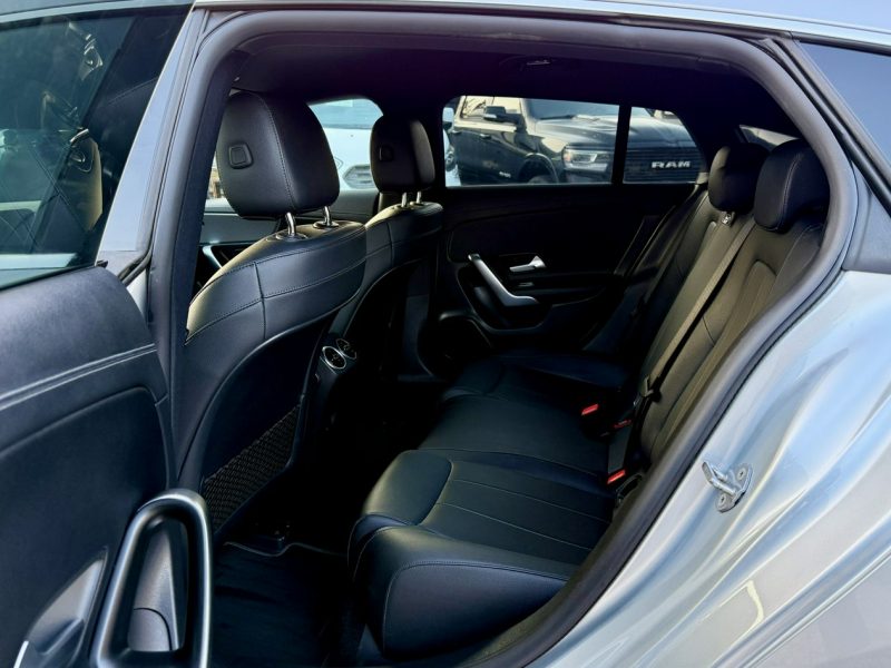 Mercedes CLA 200 Luxury,Bogata wersja,Gwarancja II (2019-)