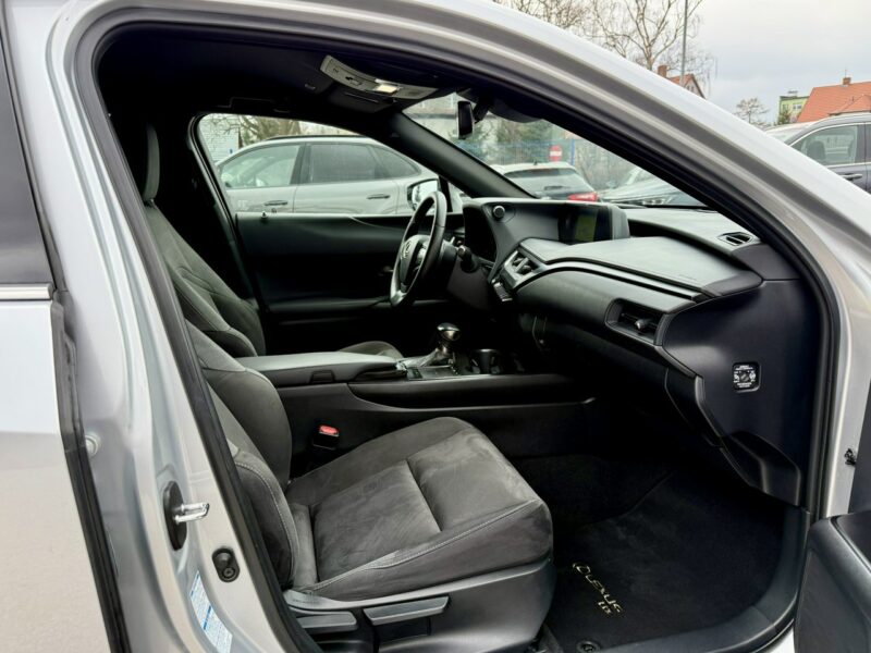 Lexus UX 250h,Hybryda,4x4,Gwarancja
