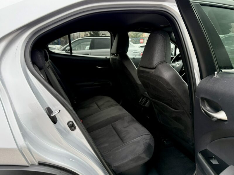 Lexus UX 250h,Hybryda,4x4,Gwarancja