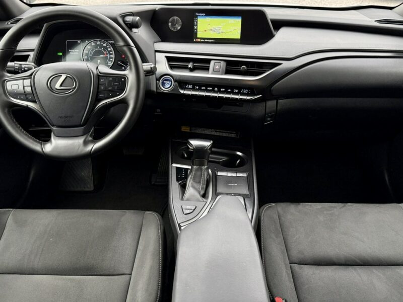 Lexus UX 250h,Hybryda,4x4,Gwarancja