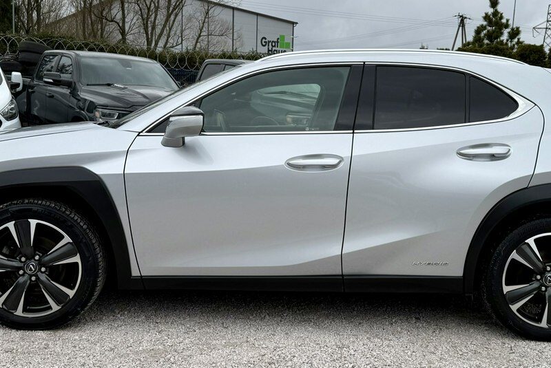 Lexus UX 250h,Hybryda,4x4,Gwarancja