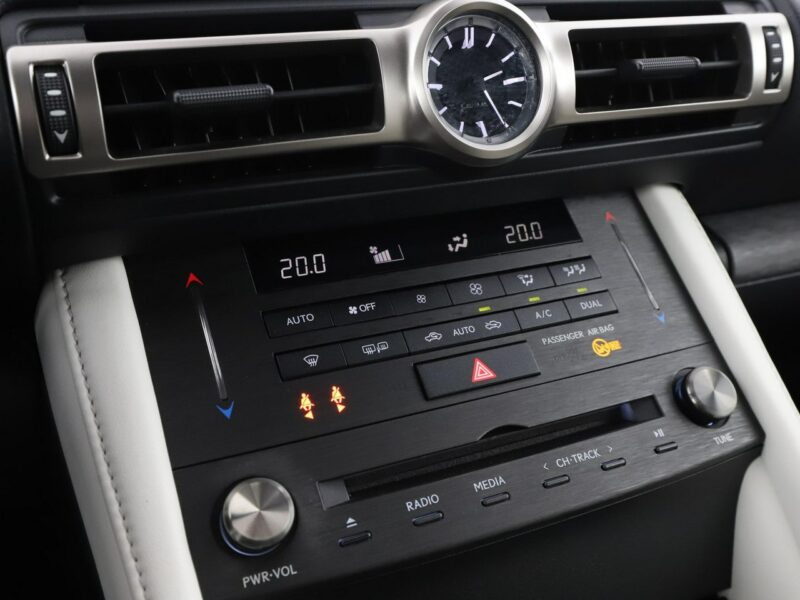 Lexus RC FV23 FL 300h F SPORT Navi ACC Grzana Wentylowana Skóra Kamera Full LED I (2014-)