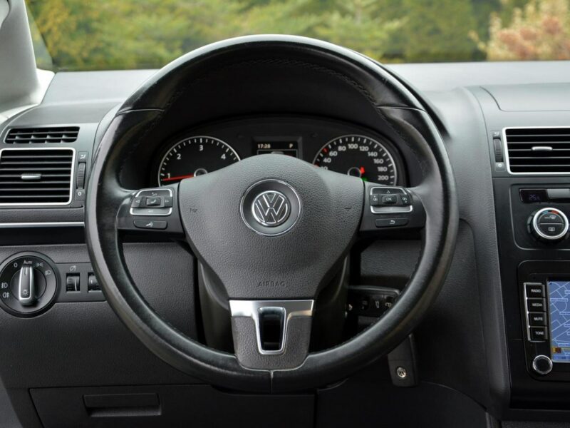 Volkswagen Touran 2.0 TDI 140KM DSG Navi Kamera 2xParktronik Park Assist* Właśc. II (2010-2015)