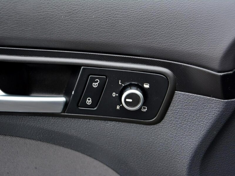 Volkswagen Touran 2.0 TDI 140KM DSG Navi Kamera 2xParktronik Park Assist* Właśc. II (2010-2015)