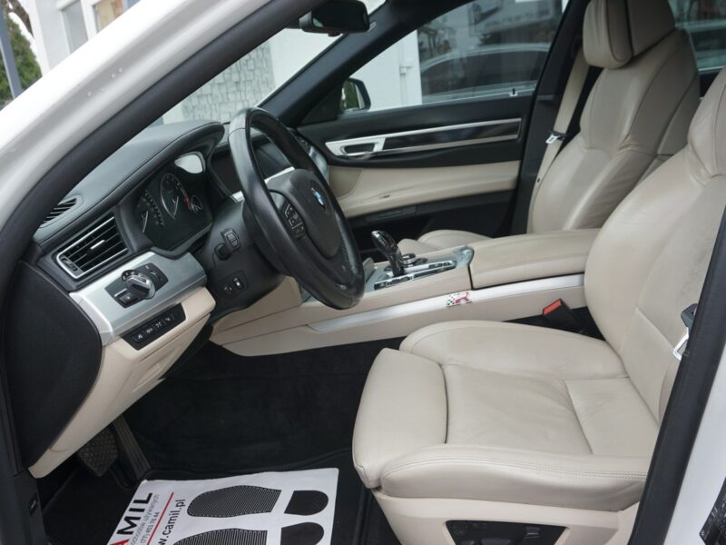 BMW 730 w bogatej wersji wyposażenia i z roczną gwarancją w cenie, F01 (2008-)