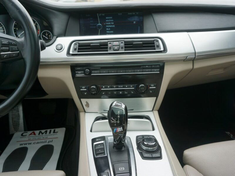 BMW 730 w bogatej wersji wyposażenia i z roczną gwarancją w cenie, F01 (2008-)