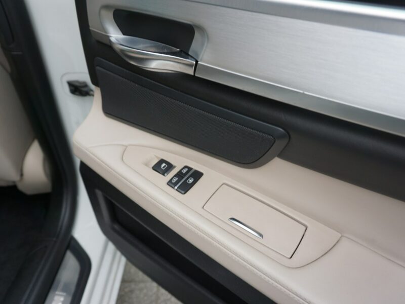 BMW 730 w bogatej wersji wyposażenia i z roczną gwarancją w cenie, F01 (2008-)
