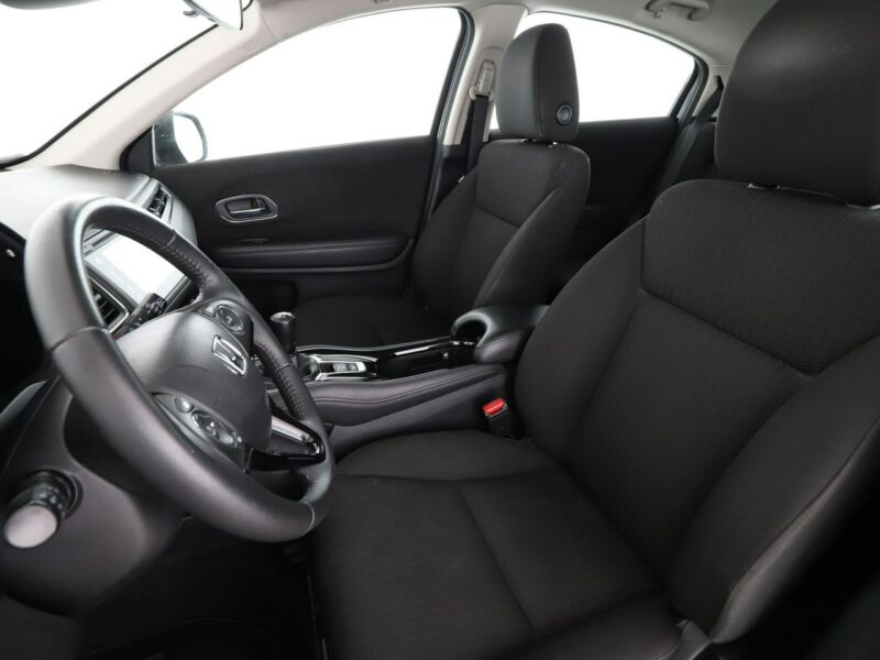 Honda HR-V navi klima auto grzane fotele II (2015-2021)