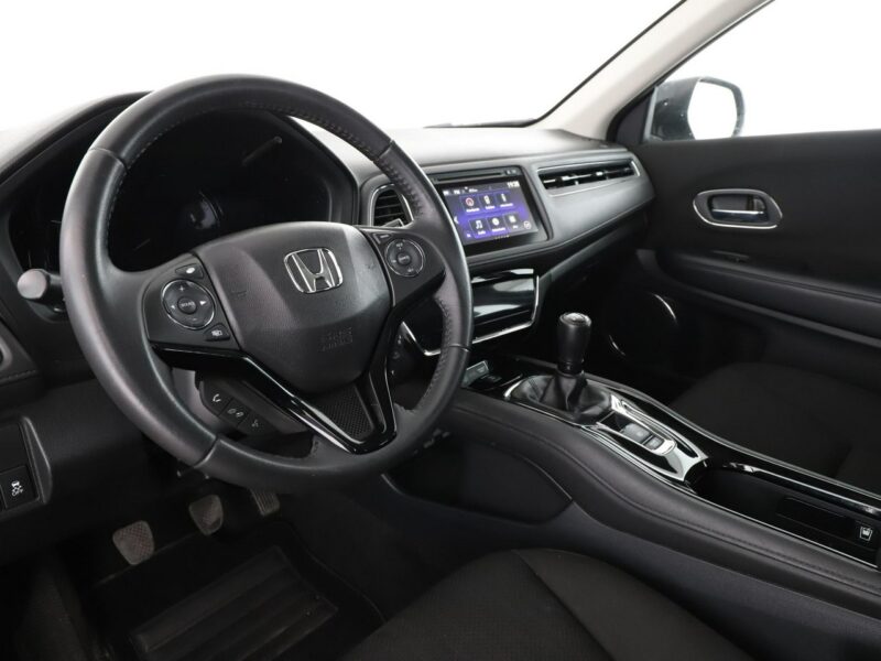 Honda HR-V navi klima auto grzane fotele II (2015-2021)