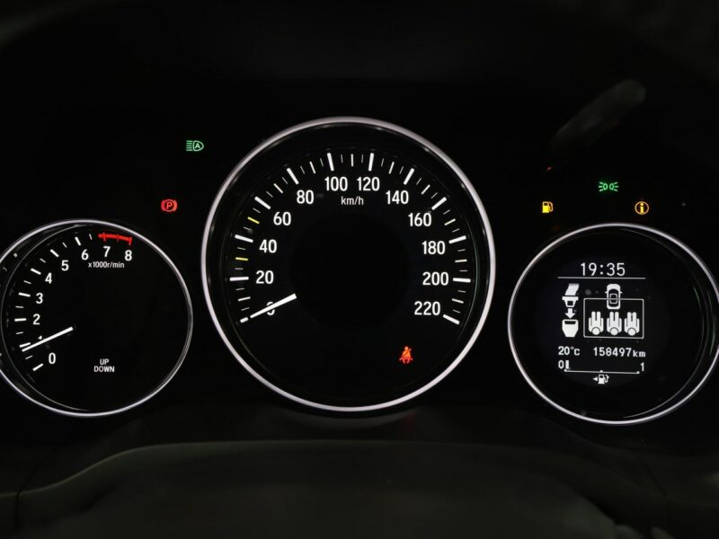 Honda HR-V navi klima auto grzane fotele II (2015-2021)