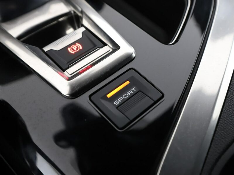 Peugeot 5008 GT-Line automat 177KM navi 7-osobowy kamera tempomat grzane fotele vir II (2017-)