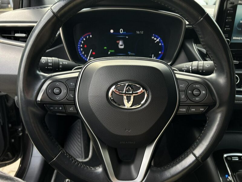 Toyota Corolla 2.0 hybrid 184KM COMFORT TECH, salon Polska, gwarancja, FV23% Seria E16 (2012-)