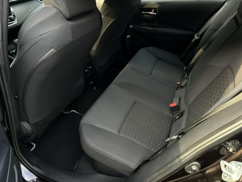 Toyota Corolla 2.0 hybrid 184KM COMFORT TECH, salon Polska, gwarancja, FV23% Seria E16 (2012-)