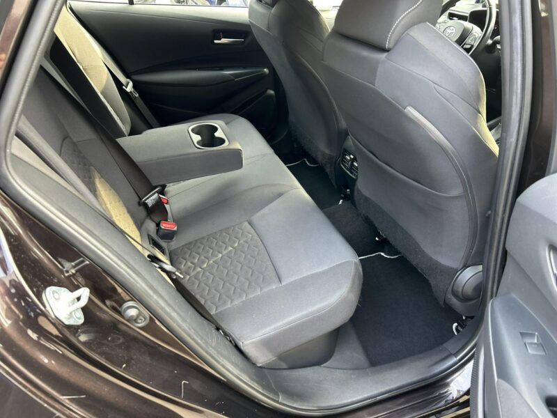 Toyota Corolla 2.0 hybrid 184KM COMFORT TECH, salon Polska, gwarancja, FV23% Seria E16 (2012-)