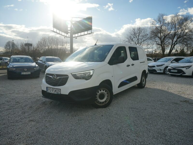 Opel Combo 1.5 CDTI/131 KM Cargo XL 2,4t Essential Salon PL Fvat 23% PO9SM29 E (2018-)