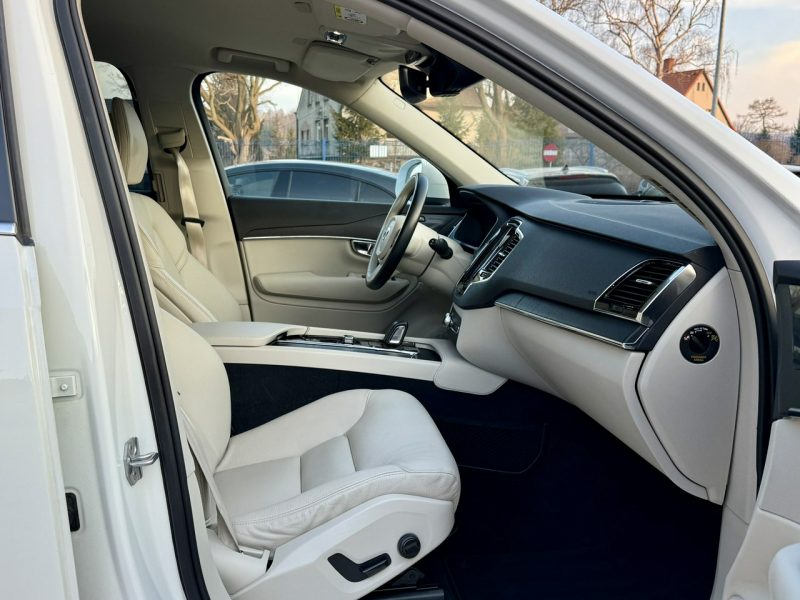 Volvo XC 90 4x4,235KM,7-osobowy,Gwarancja II (2014-)
