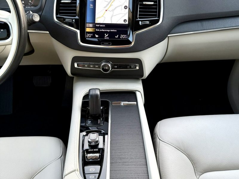 Volvo XC 90 4x4,235KM,7-osobowy,Gwarancja II (2014-)