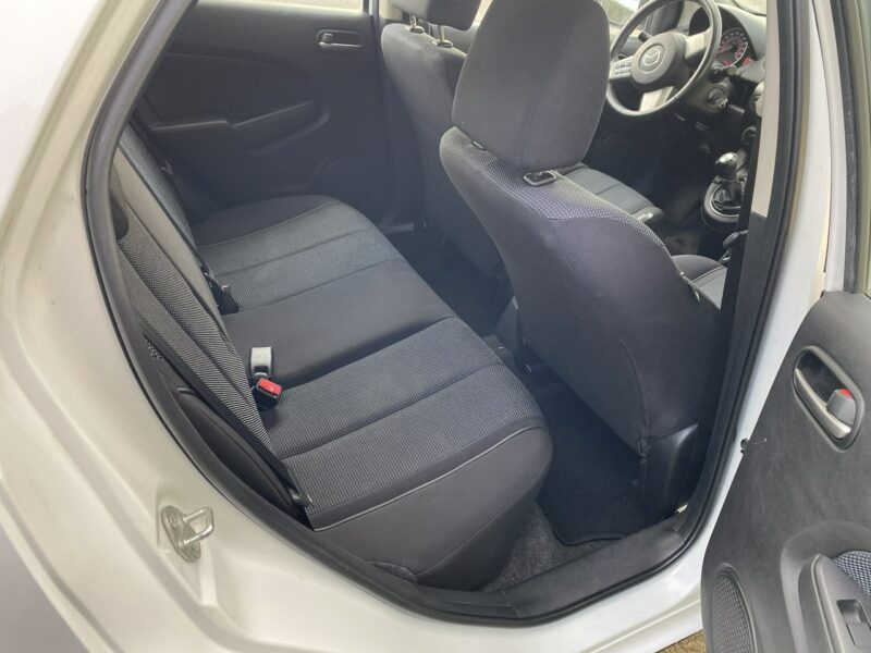 Mazda 2 Klimatyzacja sprawna/Rozrząd łańcuszek/ESP/Zadbany/Import II (2007-2014)