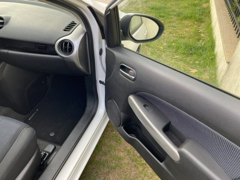 Mazda 2 Klimatyzacja sprawna/Rozrząd łańcuszek/ESP/Zadbany/Import II (2007-2014)