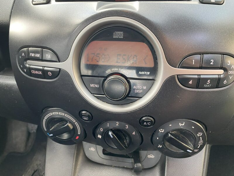 Mazda 2 Klimatyzacja sprawna/Rozrząd łańcuszek/ESP/Zadbany/Import II (2007-2014)