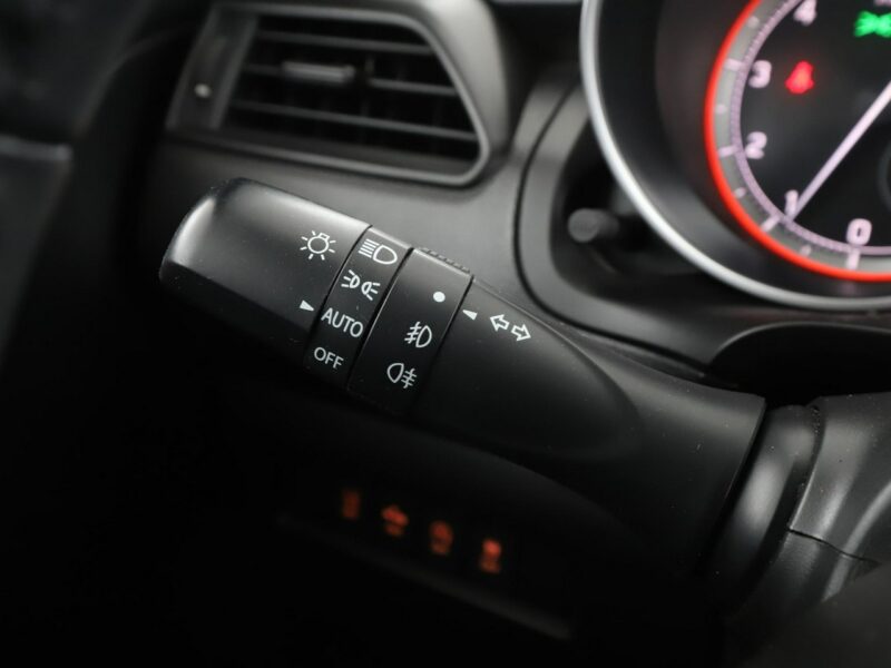 Suzuki Swift comfort start-stop VI (2017-)