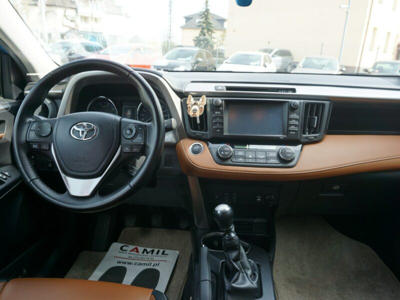 Toyota RAV-4 zarejestrowany , ubezpieczony IV (2012-)