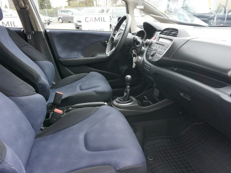 Honda Jazz bardzo zadbana, bardzo ekonomiczna, gwarancja w cenie, III (2008-2014)