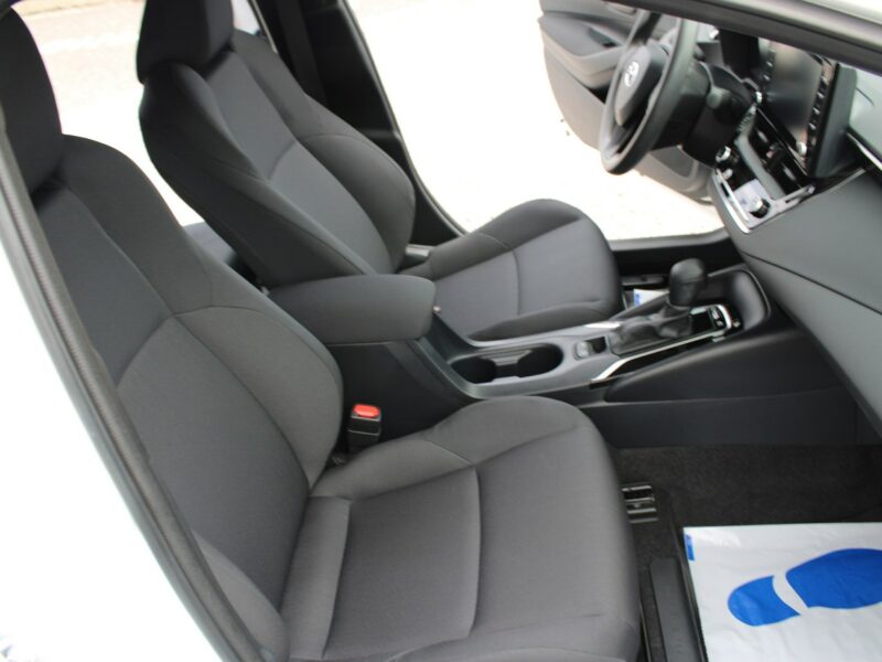 Toyota Corolla 1.8H Gwarancja Kamera Salon Polska Seria E16 (2012-)