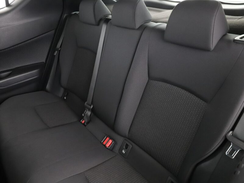 Toyota C-HR navi kamera Bluetooth klima-auto ACC