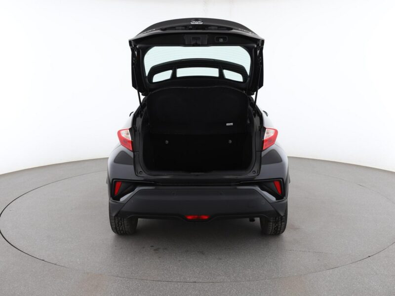 Toyota C-HR navi kamera Bluetooth klima-auto ACC