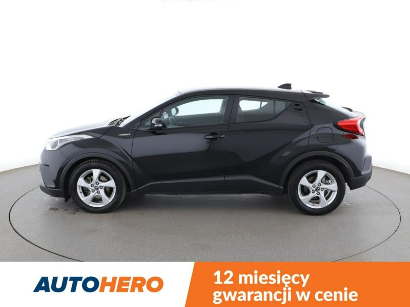 Toyota C-HR navi kamera Bluetooth klima-auto ACC