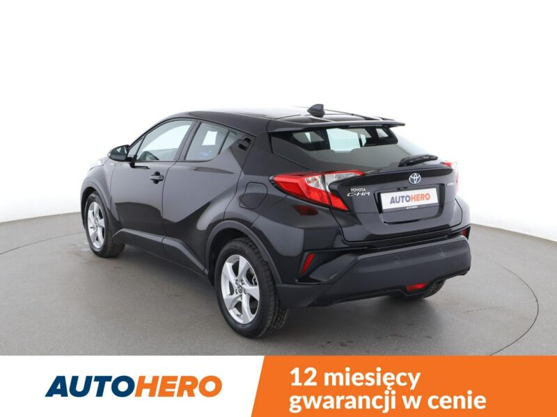 Toyota C-HR navi kamera Bluetooth klima-auto ACC