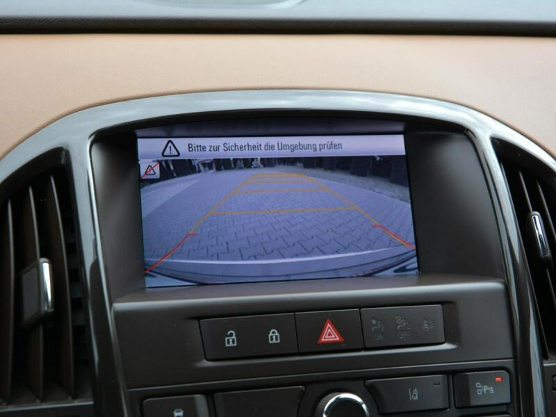 Opel Astra LIFT Innovation Colour Radar ACC bi-Xenon Ledy Navi Skóry 2xParktr. J (2009-2019)