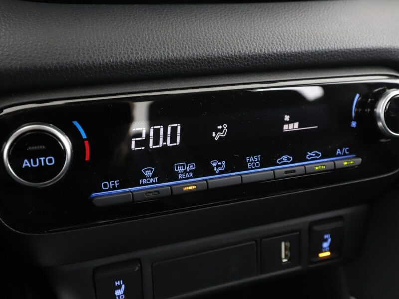 Mazda 2 HEV LED klima auto kamera cofania grzane fotele III (2015-)