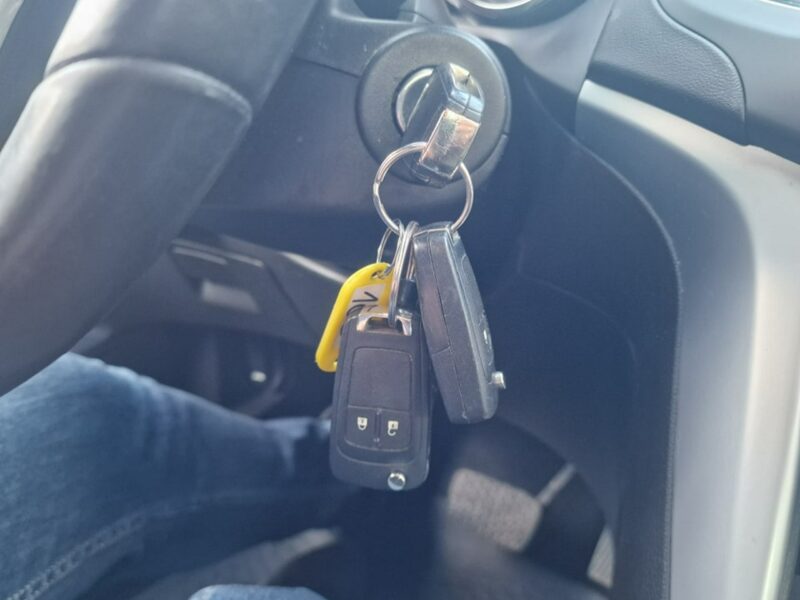 Opel Zafira 2.0 CDTI 165 KM, Grzene Fotele i Kierownica, Bluetooth, Automat, Klima C (2011-)