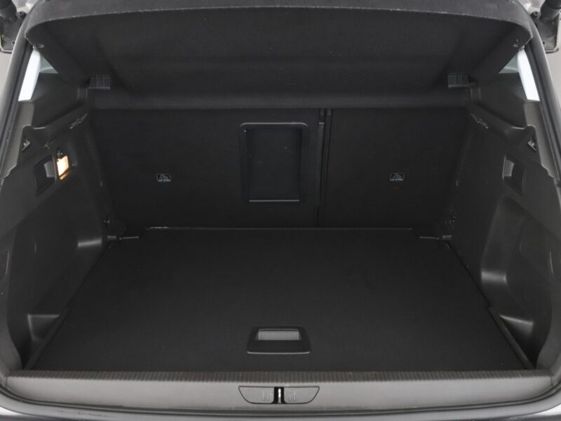 Opel Grandland X 1.2T Automat Innovation Klimatronik Tempomat Nawigacja Kamera El.Klapa