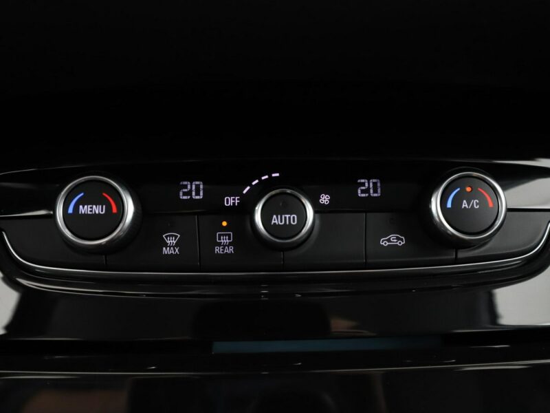 Opel Grandland X 1.2T Automat Innovation Klimatronik Tempomat Nawigacja Kamera El.Klapa