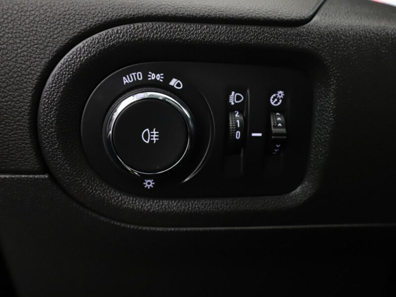 Opel Grandland X 1.2T Automat Innovation Klimatronik Tempomat Nawigacja Kamera El.Klapa