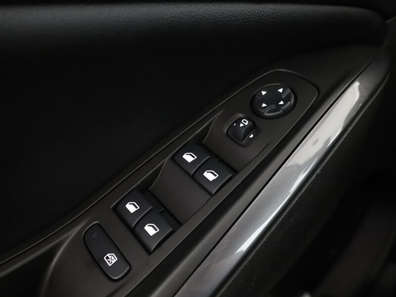Opel Grandland X 1.2T Automat Innovation Klimatronik Tempomat Nawigacja Kamera El.Klapa