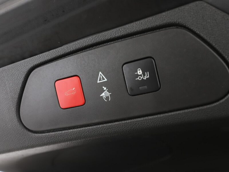 Opel Grandland X 1.2T Automat Innovation Klimatronik Tempomat Nawigacja Kamera El.Klapa