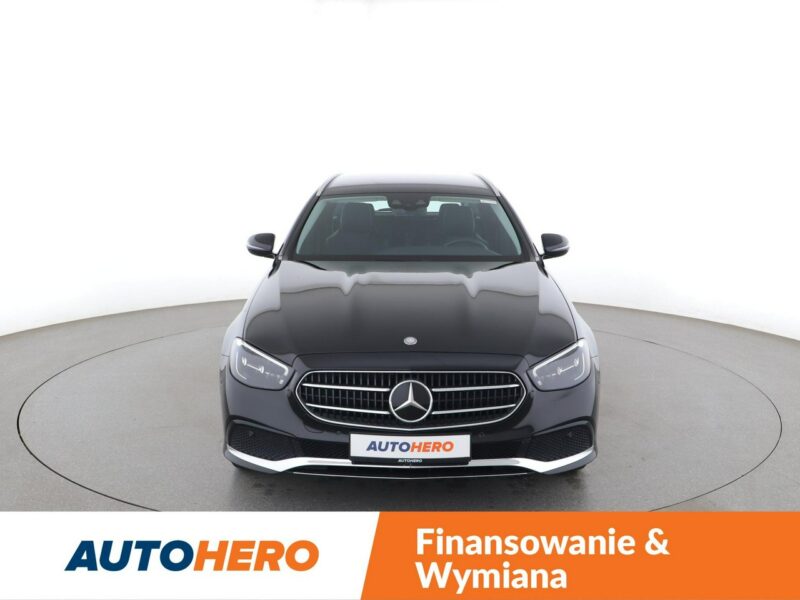 Mercedes E 300 fv23% PHEV full LED el. fotele z pamięcią grzane fotele kamery W213 (2016-)