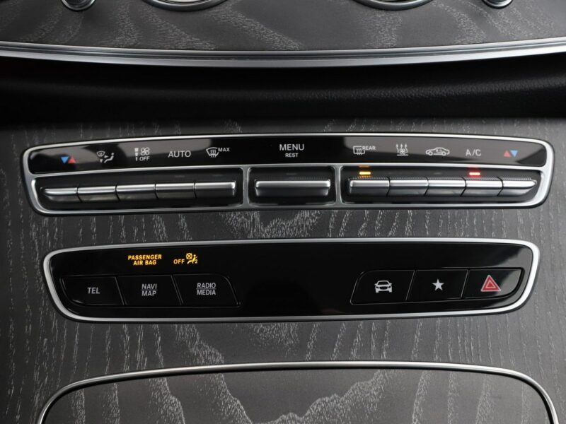 Mercedes E 300 fv23% PHEV full LED el. fotele z pamięcią grzane fotele kamery W213 (2016-)