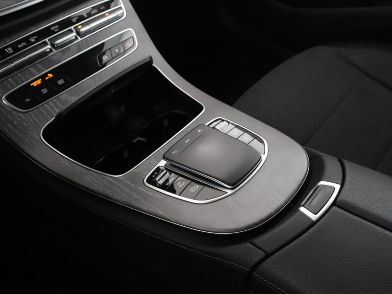 Mercedes E 300 fv23% PHEV full LED el. fotele z pamięcią grzane fotele kamery W213 (2016-)