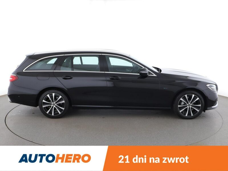 Mercedes E 300 fv23% PHEV full LED el. fotele z pamięcią grzane fotele kamery W213 (2016-)