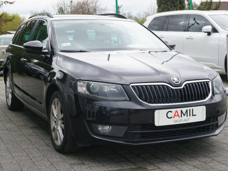 Škoda Octavia zarejestrowany, ubezpieczony, polski salon, I rej. maj 2015 III (2013-)