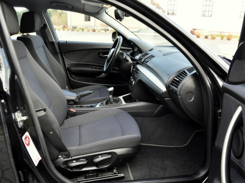 BMW 120 2.0d(143KM)*Lift*Grzane Fotele*Klimatyzacja*Parktronik*I Wł*Alu16"ASO E87 (2004-2013)