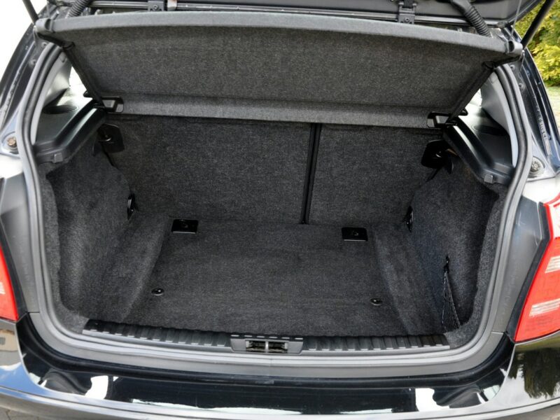 BMW 120 2.0d(143KM)*Lift*Grzane Fotele*Klimatyzacja*Parktronik*I Wł*Alu16"ASO E87 (2004-2013)